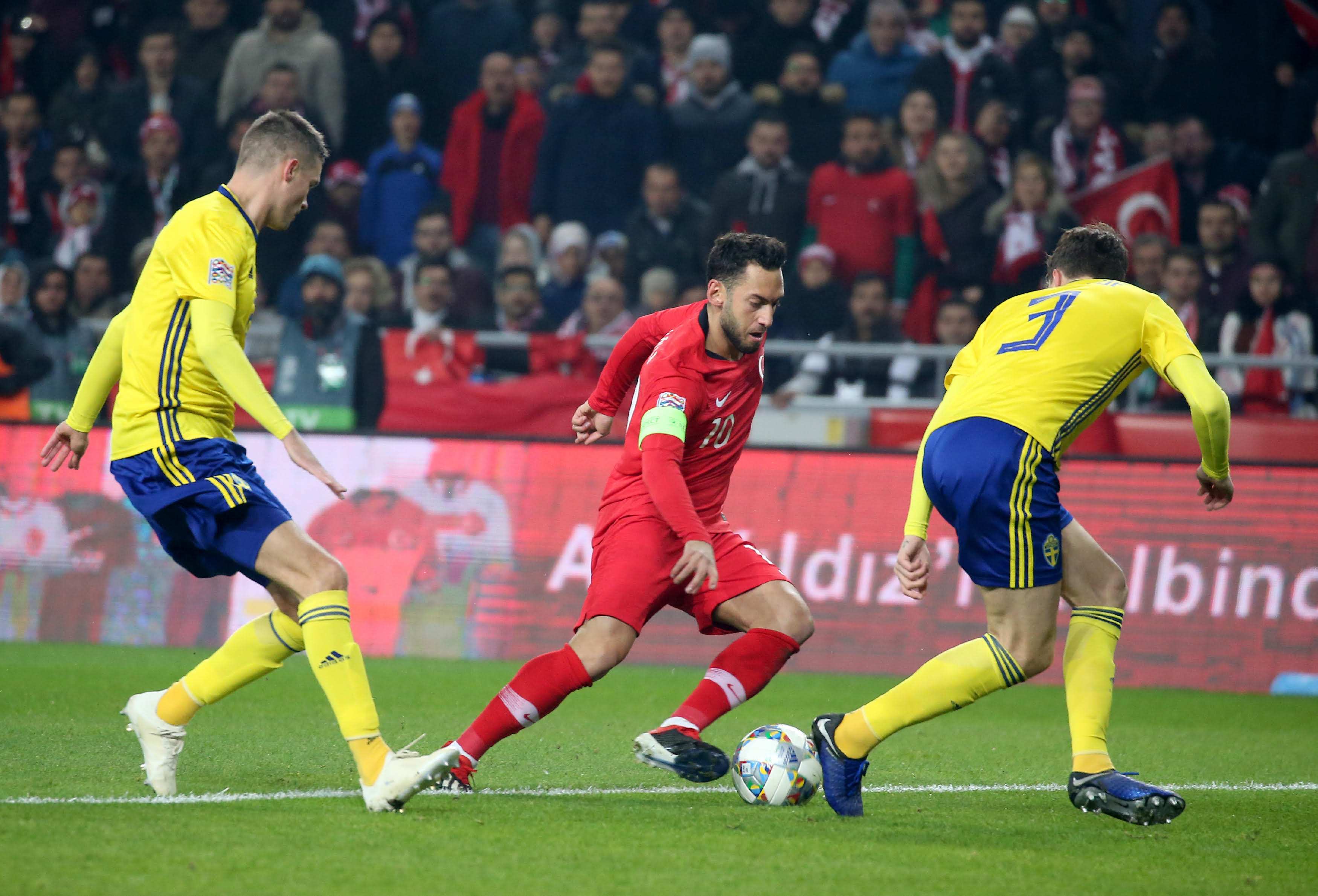 尤其是萨拉 尤其是萨拉