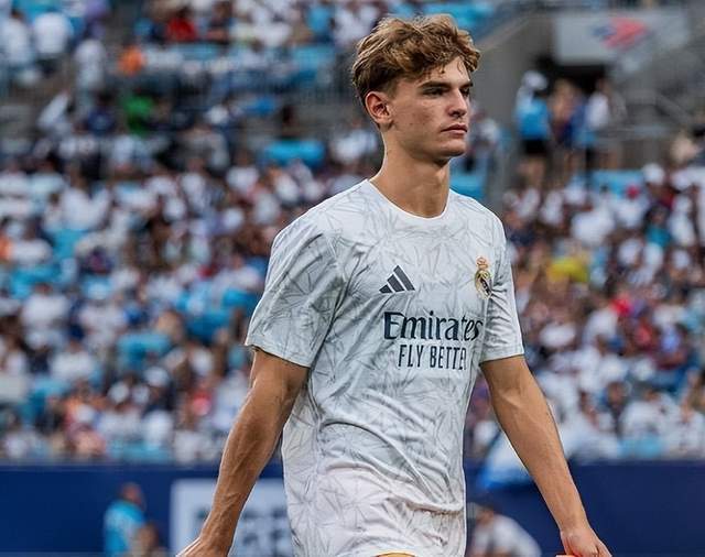 在全球足球 在全球足球