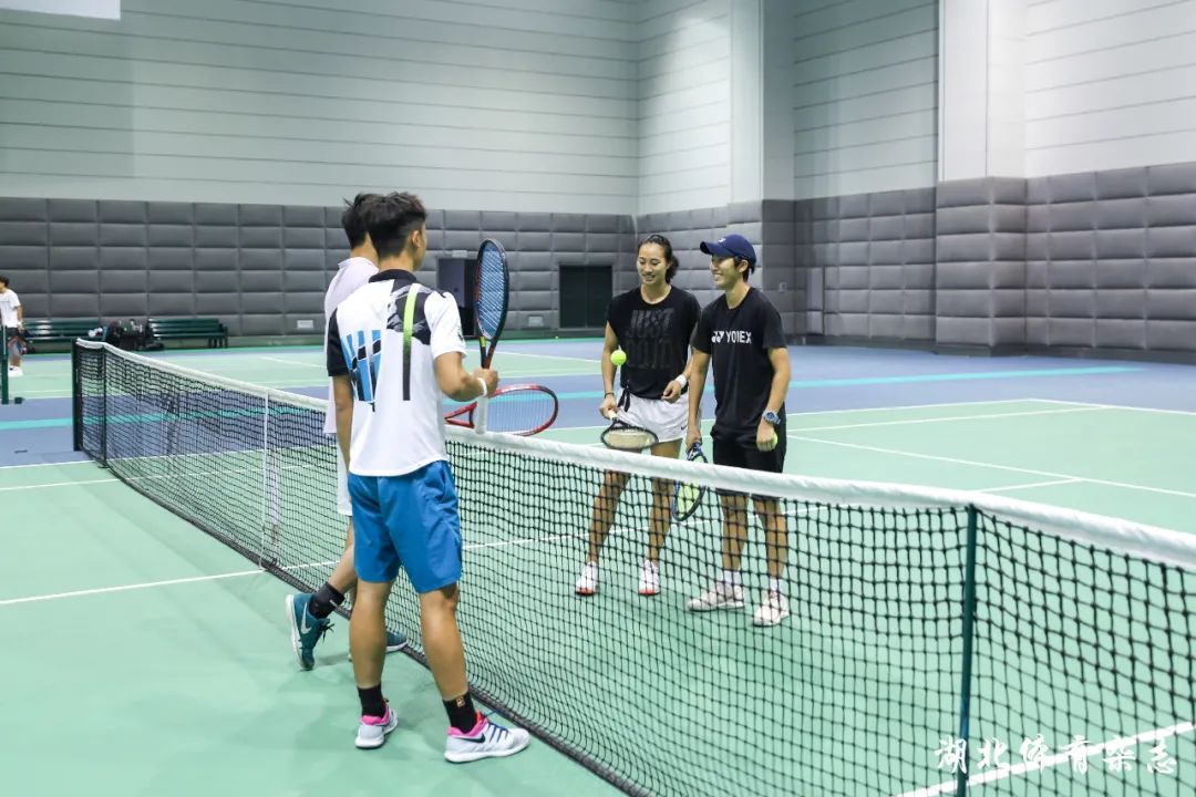 鼎金球奖的 鼎金球奖的